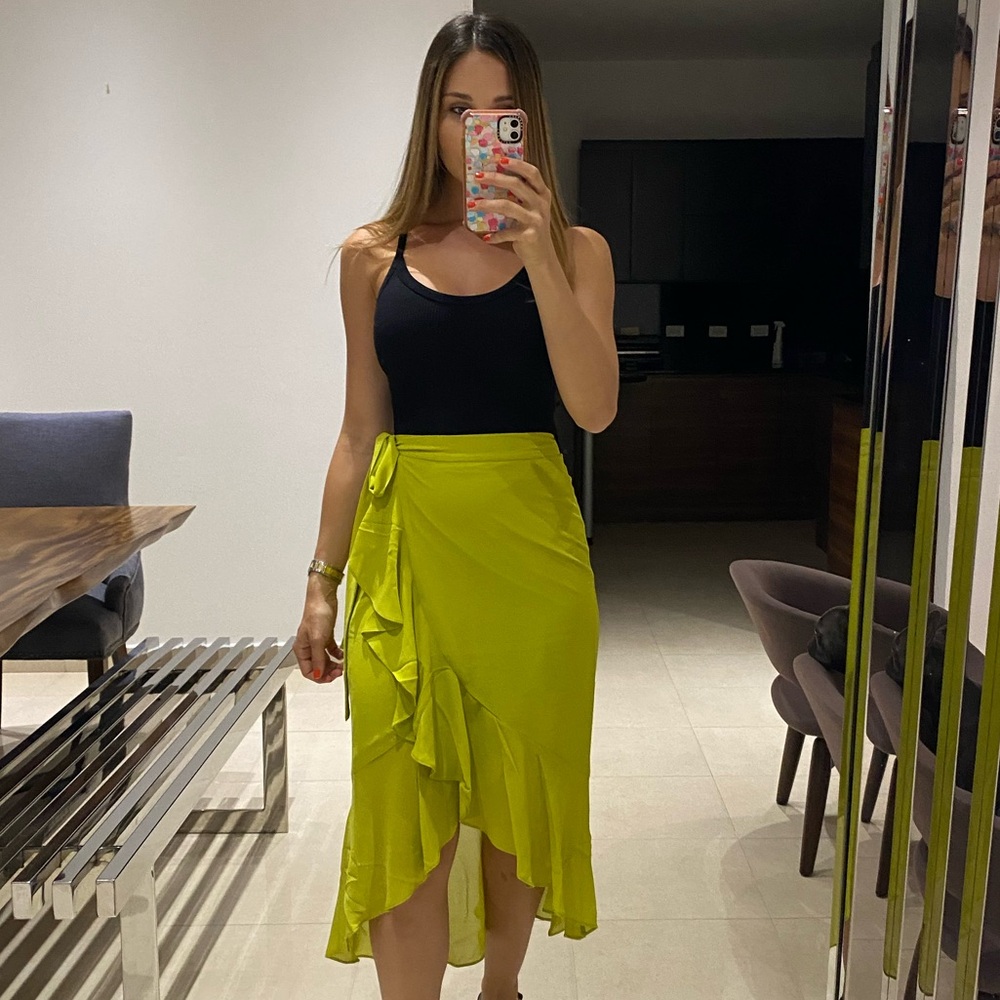 Ruffle Detail Midi Wrap Skirt/ Olive Oasia- New